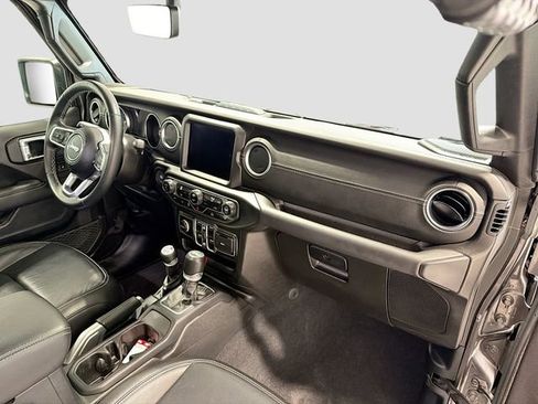 Used 2021 Jeep Wrangler Unlimited Sahara image 27