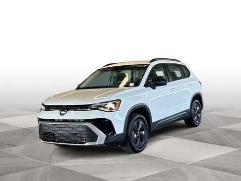 Used 2025 Volkswagen Taos S FWD image 4