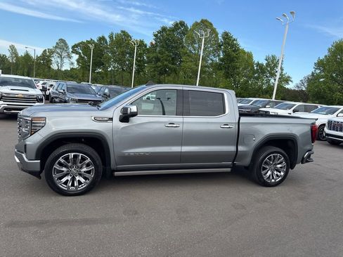 Used 2026 GMC Sierra 1500 Denali w/ Denali Reserve Package AWD/4WD image 2
