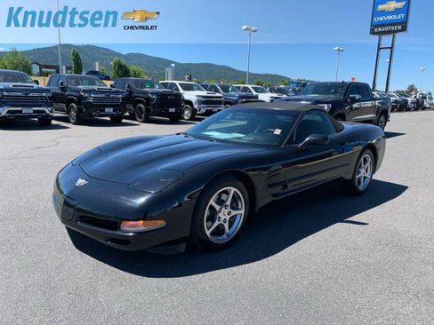 Used 2003 Chevrolet Corvette Convertible w/ Preferred Equipment Group1 RWD image 3