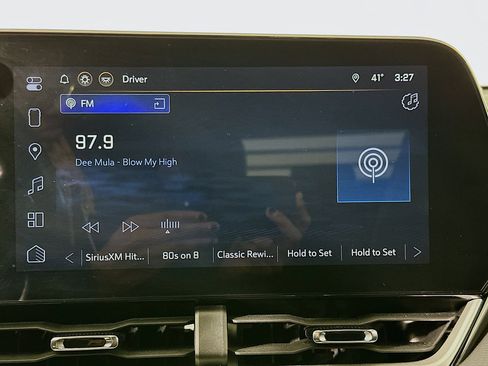 Used 2025 Chevrolet Equinox LT image 21