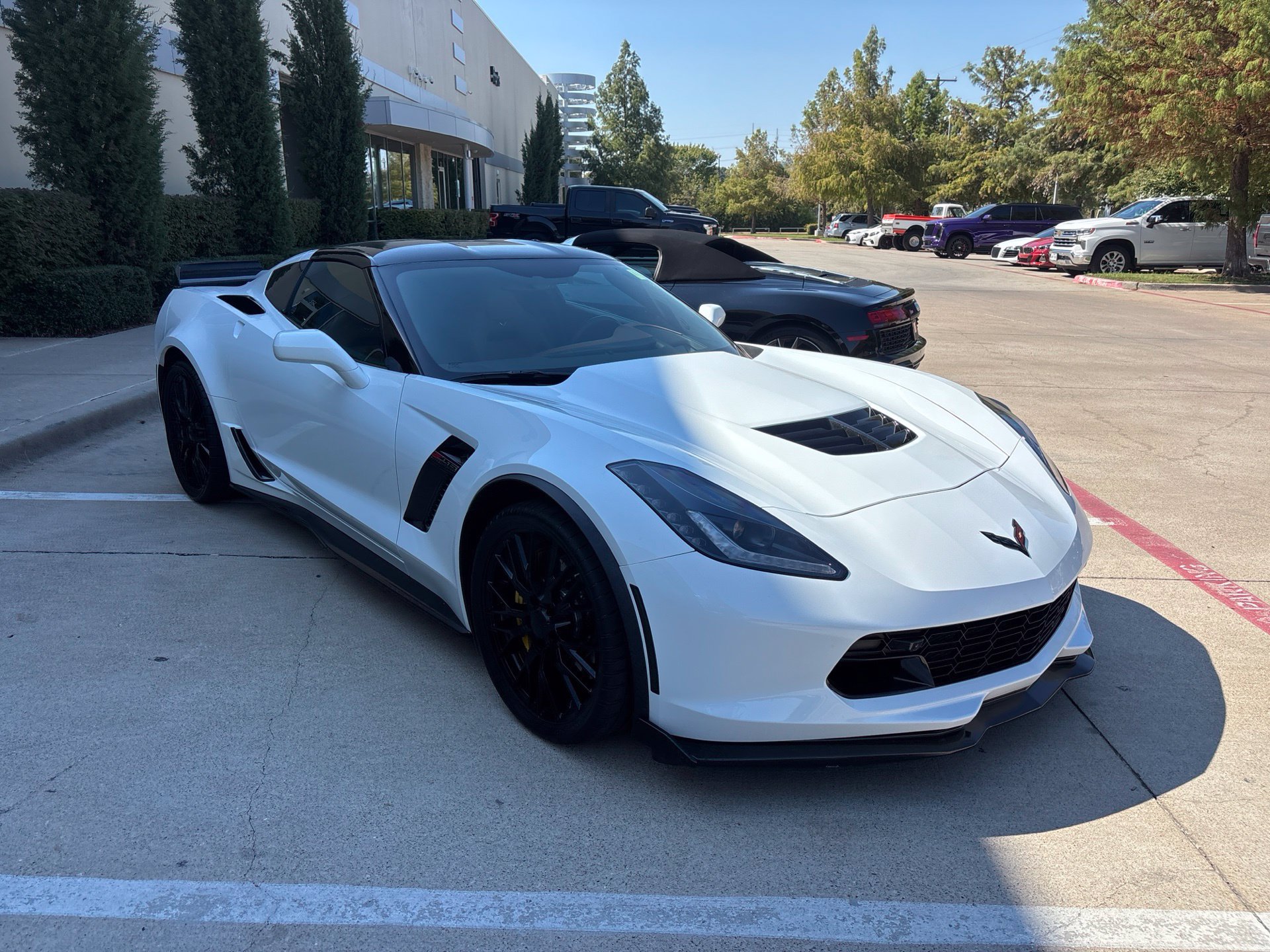 Used 2016 Chevrolet Corvette Z06 w/ 2LZ Preferred Equipment Group RWD image 4