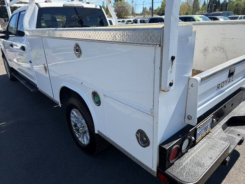 Used 2021 Ford F350 XLT image 15