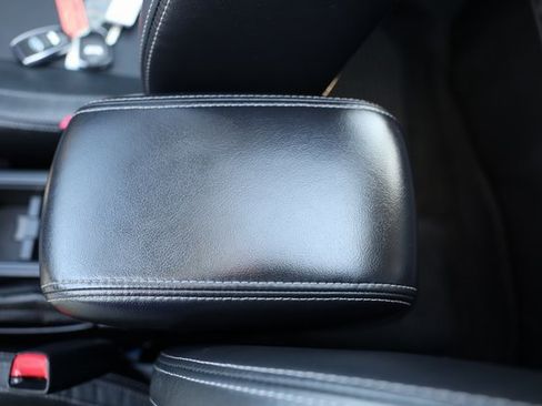 Used 2017 Subaru Forester 2.5i Touring image 40