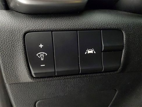 Used 2020 Kia Sportage LX image 13