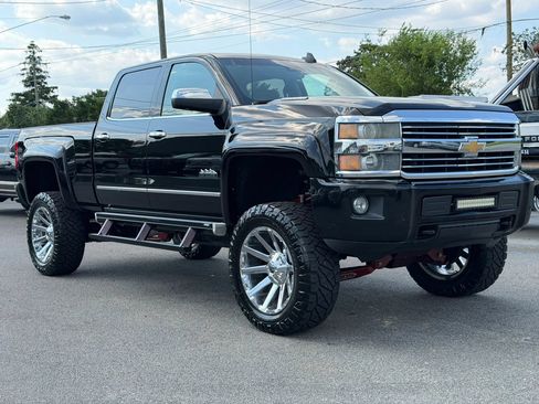 Used 2015 Chevrolet Silverado 2500 High Country w/ Duramax Plus Package AWD/4WD image 48