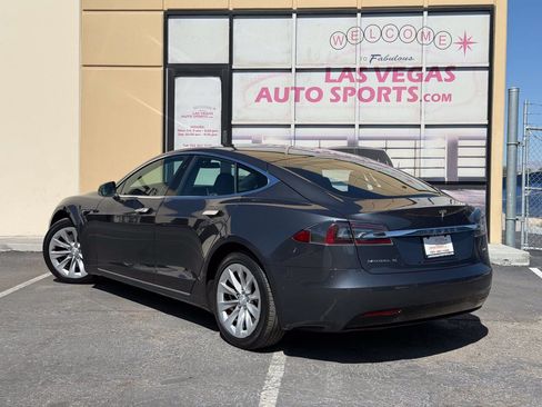 Used 2017 Tesla Model S 75D AWD/4WD image 9