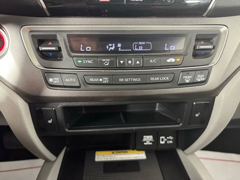 Used 2021 Honda Pilot Special Edition image 21