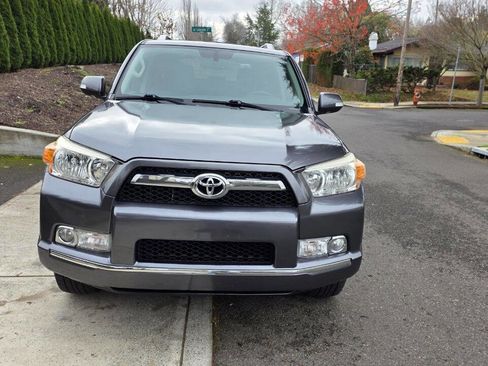 Used 2011 Toyota 4Runner SR5 image 2