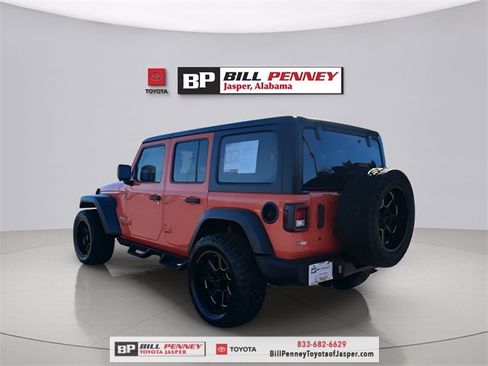 Used 2019 Jeep Wrangler Unlimited Sport S image 3