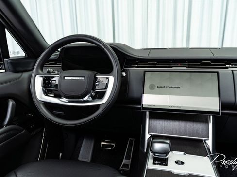 Used 2024 Land Rover Range Rover SV image 37