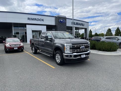Used 2023 Ford F350 XLT w/ 360-Degree Camera Package AWD/4WD image 2
