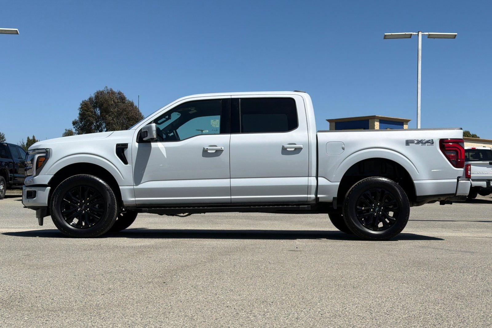 Used 2025 Ford F150 Lariat w/ Equipment Group 501A Mid AWD/4WD image 7