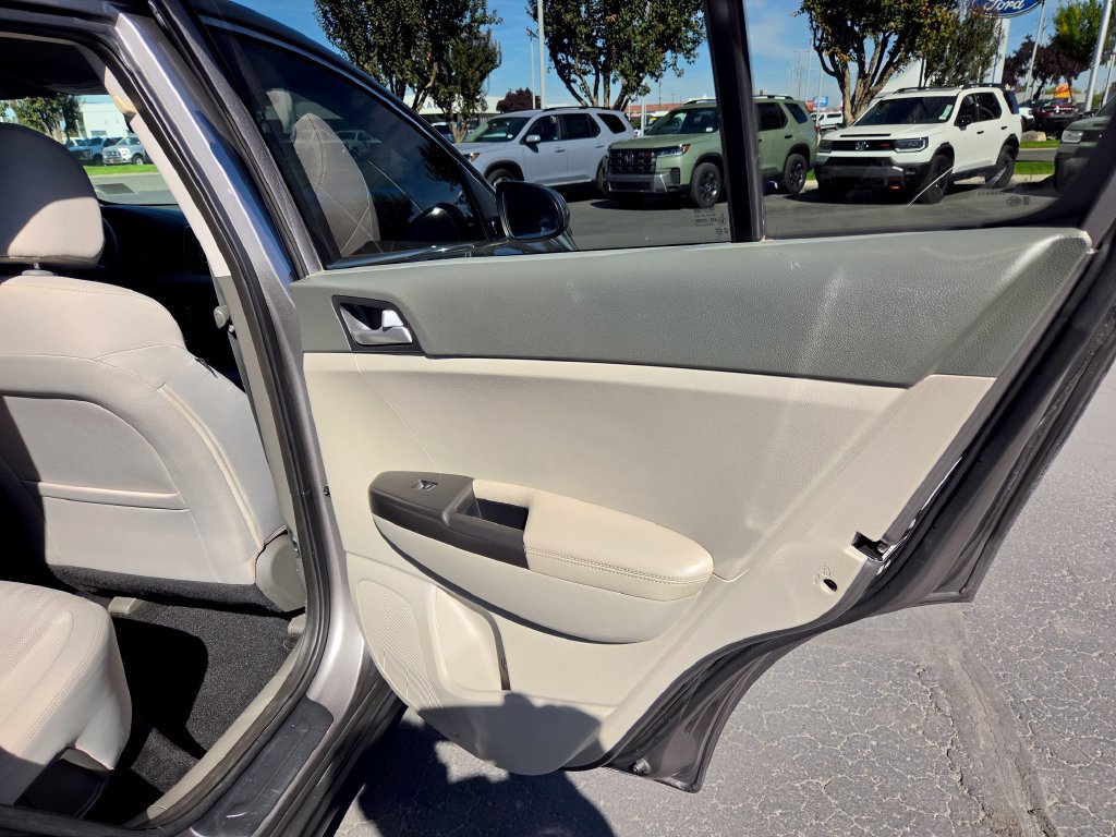 Used 2019 Kia Sportage LX AWD/4WD image 23