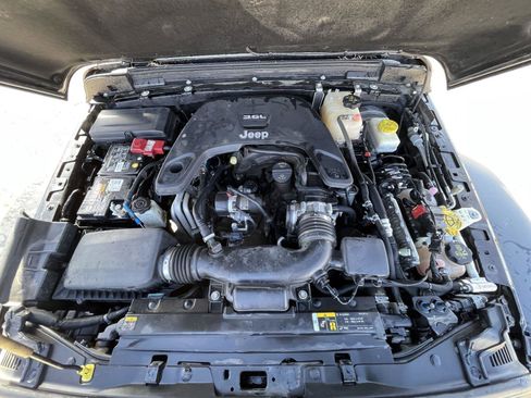 Used 2021 Jeep Wrangler Unlimited Sport image 41