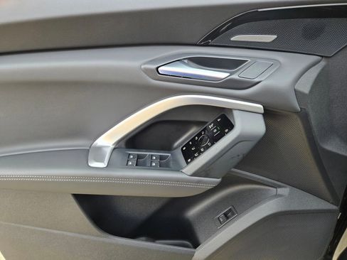 New 2025 Audi Q5 Premium Plus AWD/4WD image 17