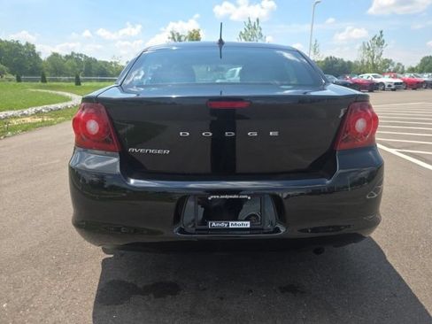Used 2013 Dodge Avenger SE FWD image 9