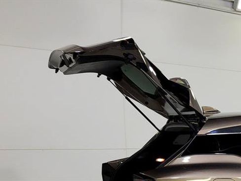 Certified 2025 Nissan Kicks SV FWD image 32