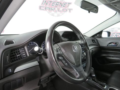 Used 2018 Acura ILX image 10
