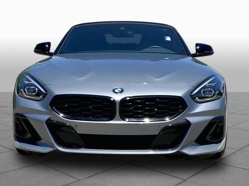 Certified 2025 BMW Z4 sDrive30i w/ Shadowloine Package RWD image 3