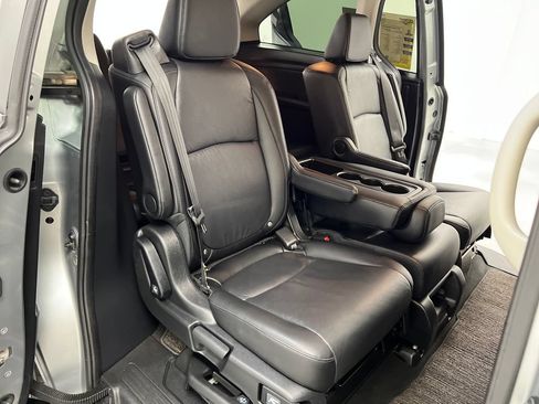 Used 2025 Honda Odyssey EX-L image 24