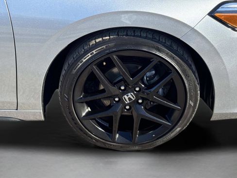 Used 2024 Honda Civic Sport image 9