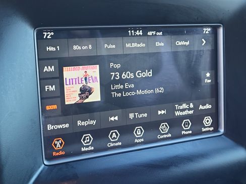 Used 2021 Jeep Grand Cherokee Laredo image 13