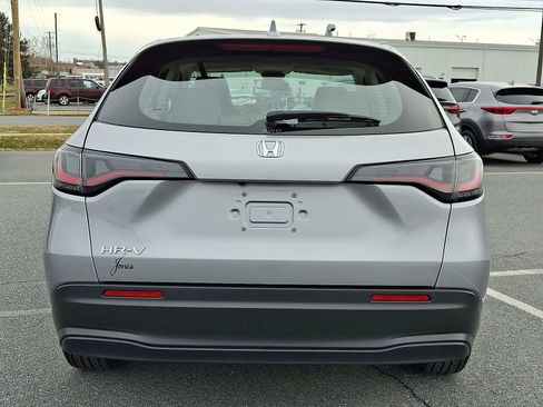 Certified 2025 Honda HR-V LX image 5