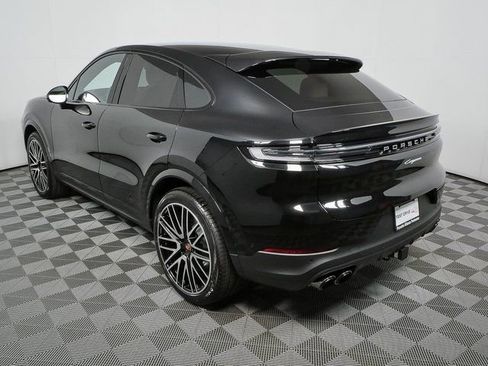 New 2026 Porsche Cayenne AWD image 3