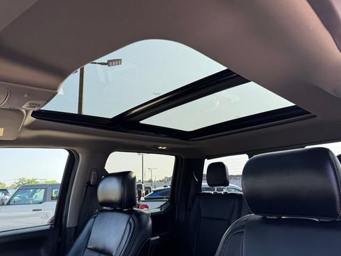 Used 2020 Ford F150 Lariat w/ Equipment Group 502A Luxury AWD/4WD image 30