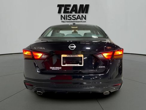 Certified 2024 Nissan Altima 2.5 SR w/ SR Premium Package AWD/4WD image 5