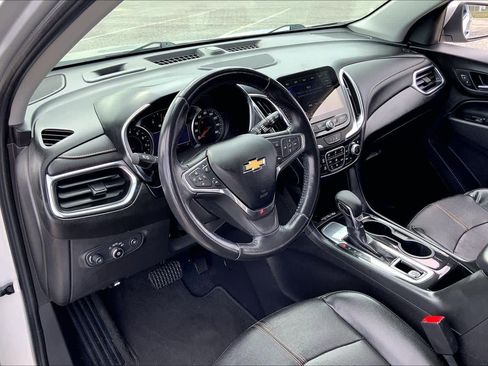 Used 2022 Chevrolet Equinox Premier image 17