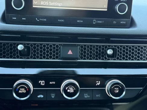 Used 2025 Honda Civic Sport image 31