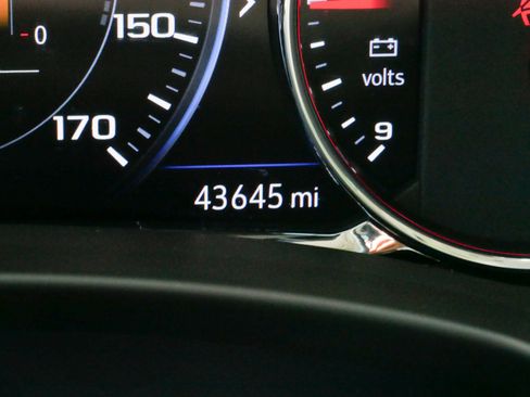 Used 2023 GMC Terrain Denali AWD/4WD image 22