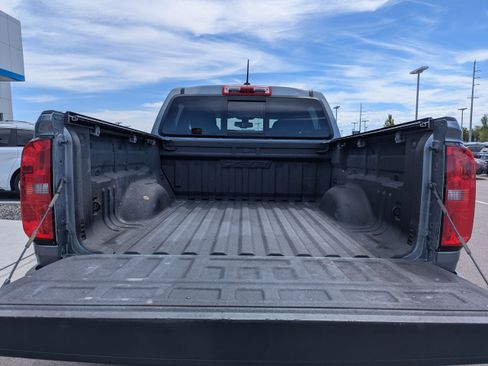 Used 2018 Chevrolet Colorado ZR2 AWD/4WD image 32