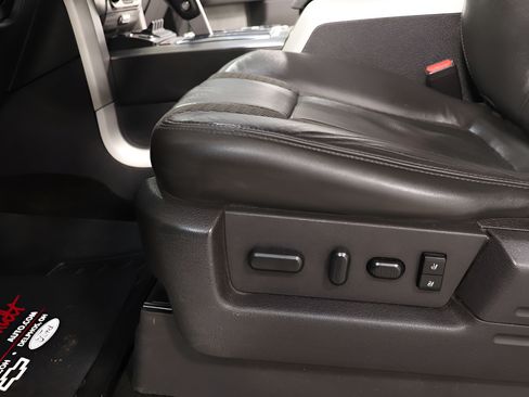Used 2014 Ford F150 Raptor w/ Equipment Group 801A Luxury AWD/4WD image 22