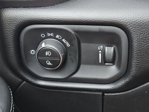 New 2025 RAM 2500 Lone Star image 18