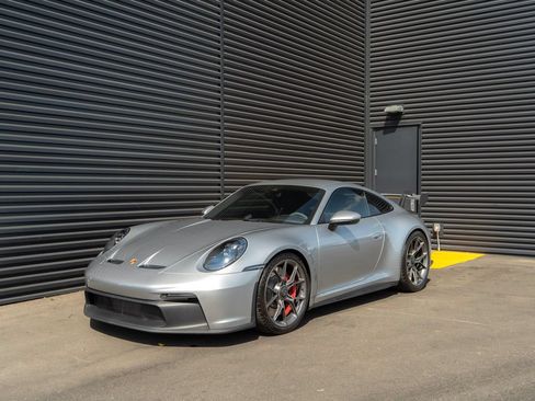 Used 2023 Porsche 911 GT3 RWD image 1