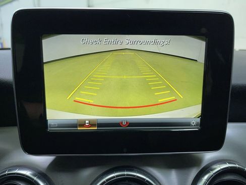 Used 2016 Mercedes-Benz CLA 250 image 22