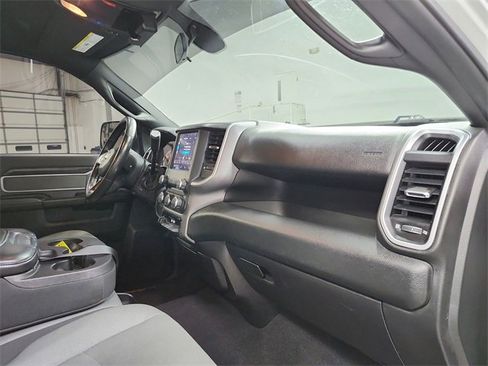 Used 2022 RAM 2500 Big Horn image 32
