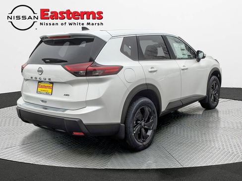 New 2026 Nissan Rogue SV w/ Cold Weather Package AWD/4WD image 7