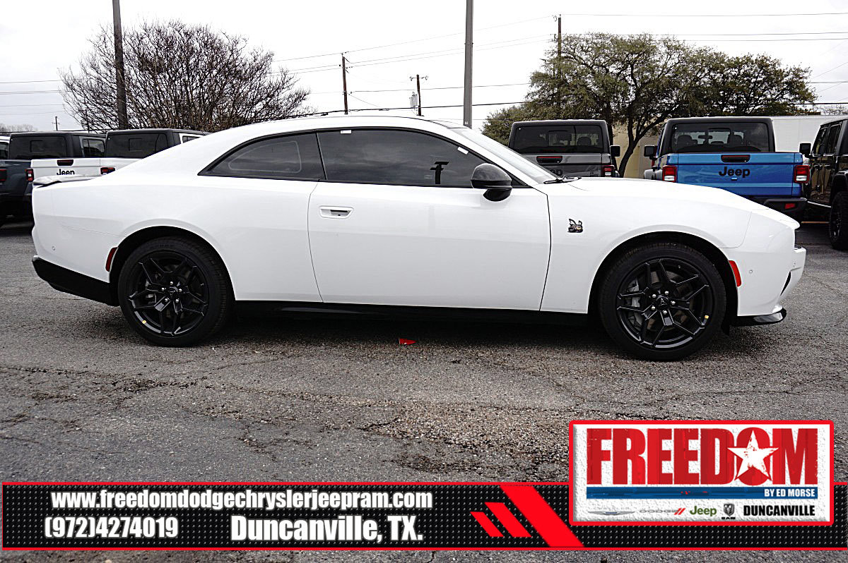New 2026 Dodge Charger Scat Pack w/ Blacktop Package AWD/4WD image 6