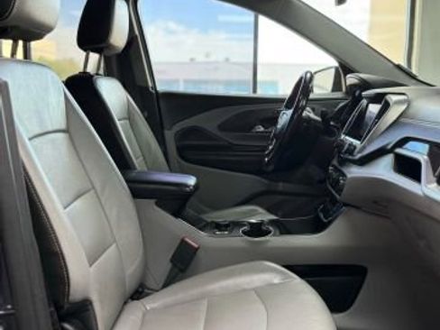 Used 2019 GMC Terrain SLT w/ Preferred Package image 16