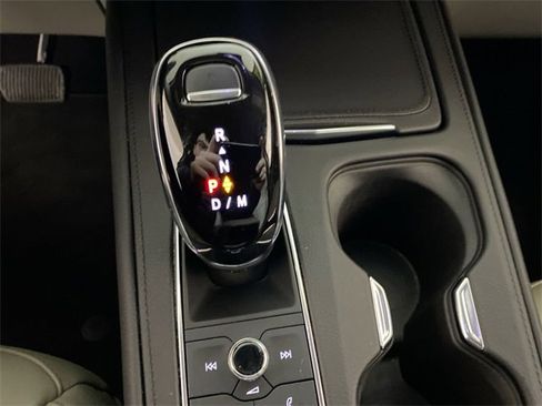 Used 2023 Cadillac XT4 Luxury image 41