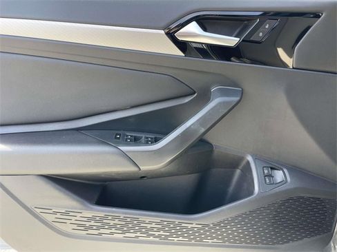 Used 2021 Volkswagen Jetta R-Line image 23