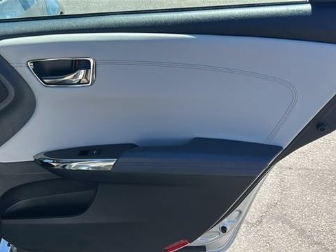 Used 2015 Toyota Avalon XLE Premium FWD image 12