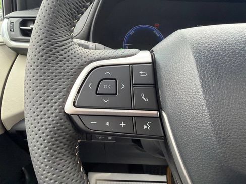 Used 2026 Toyota Sienna Limited FWD image 25
