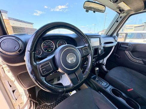 Used 2016 Jeep Wrangler Sport w/ Quick Order Package 24S AWD/4WD image 12