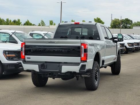 New 2026 Ford F350 Platinum w/ Tremor Off-Road Package AWD/4WD image 4