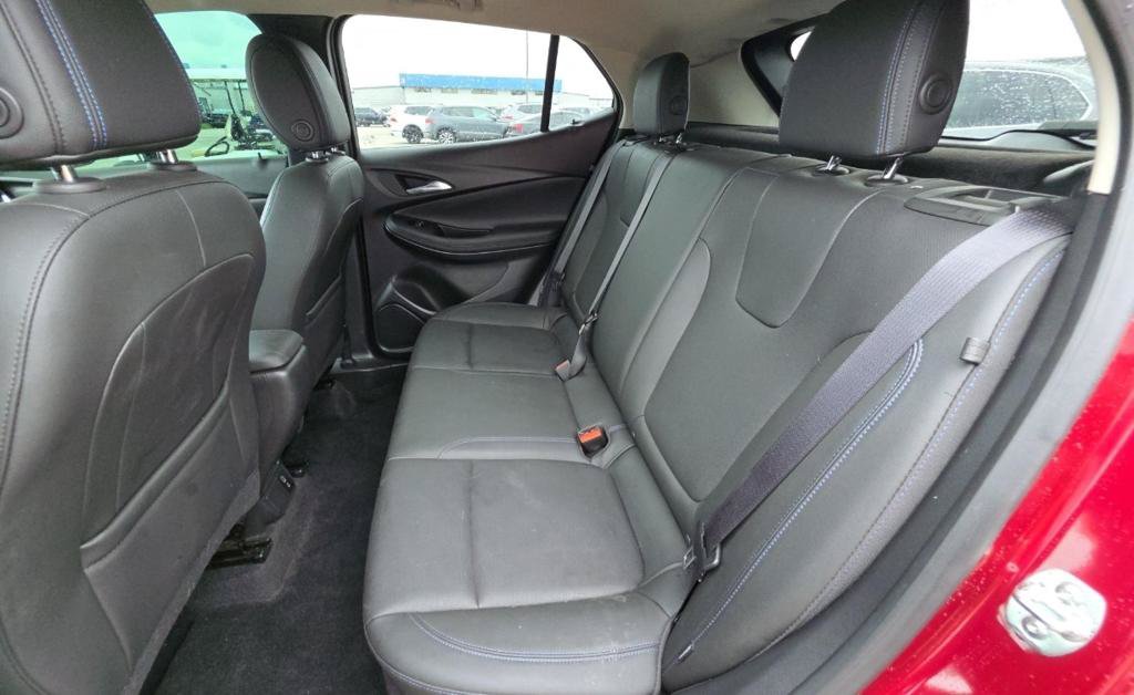 Used 2025 Buick Encore GX Sport Touring w/ Experience Buick Package FWD image 17